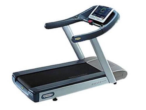 Run Excite 700i/700iE futópad - Technogym